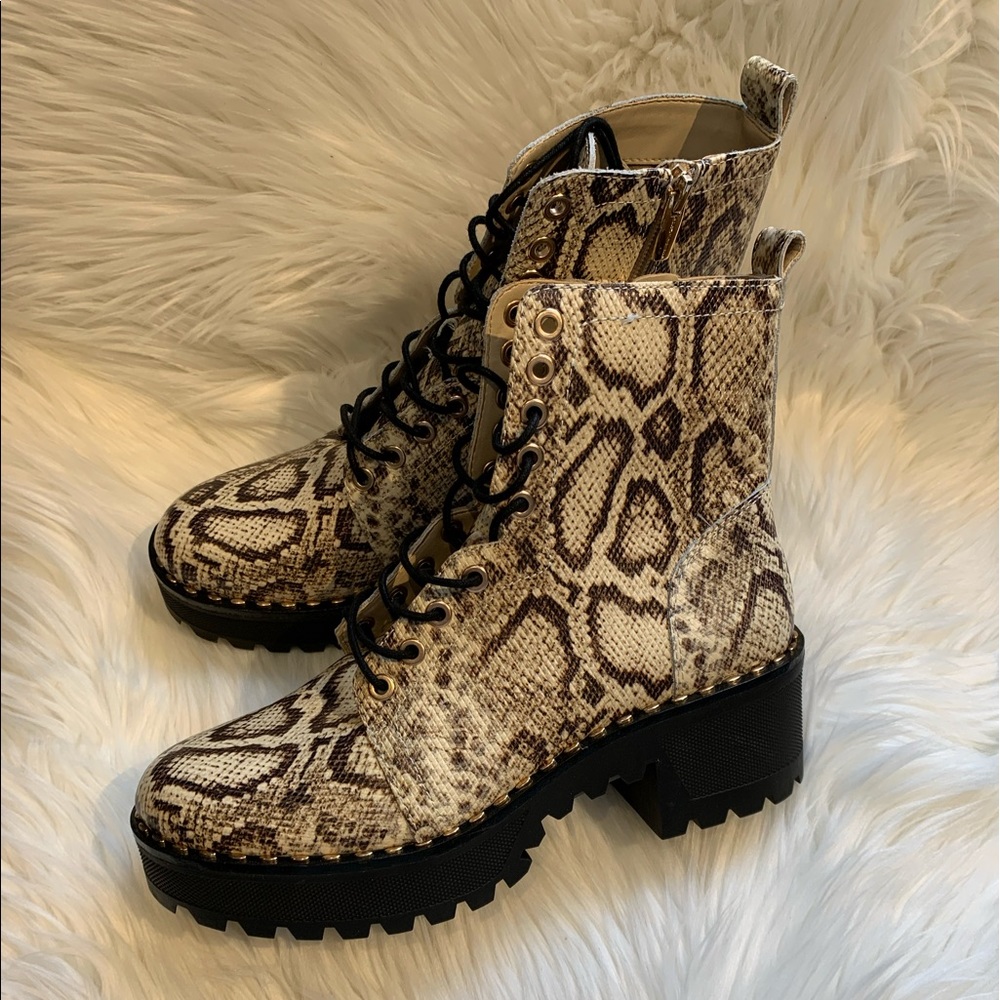 Vince Camuto Mecale Combat Boot - Picture 10 of 13